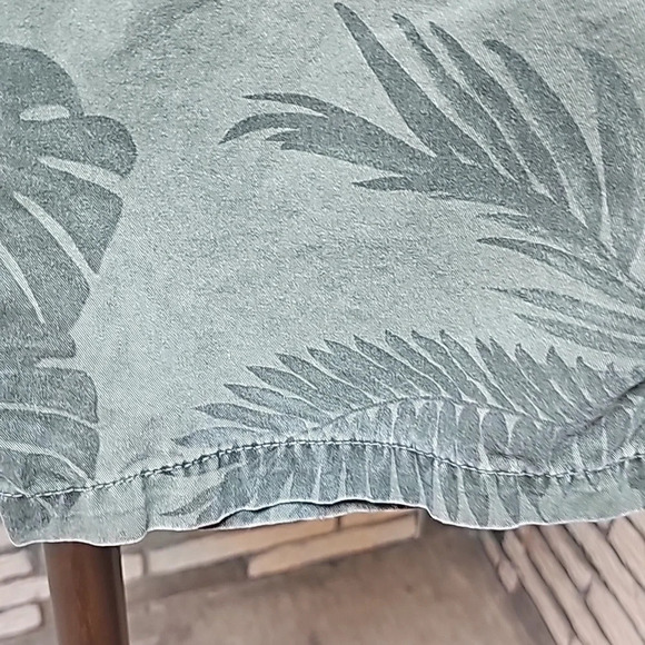 Old Navy Mens Shorts Sz 38 - Picture 3 of 8